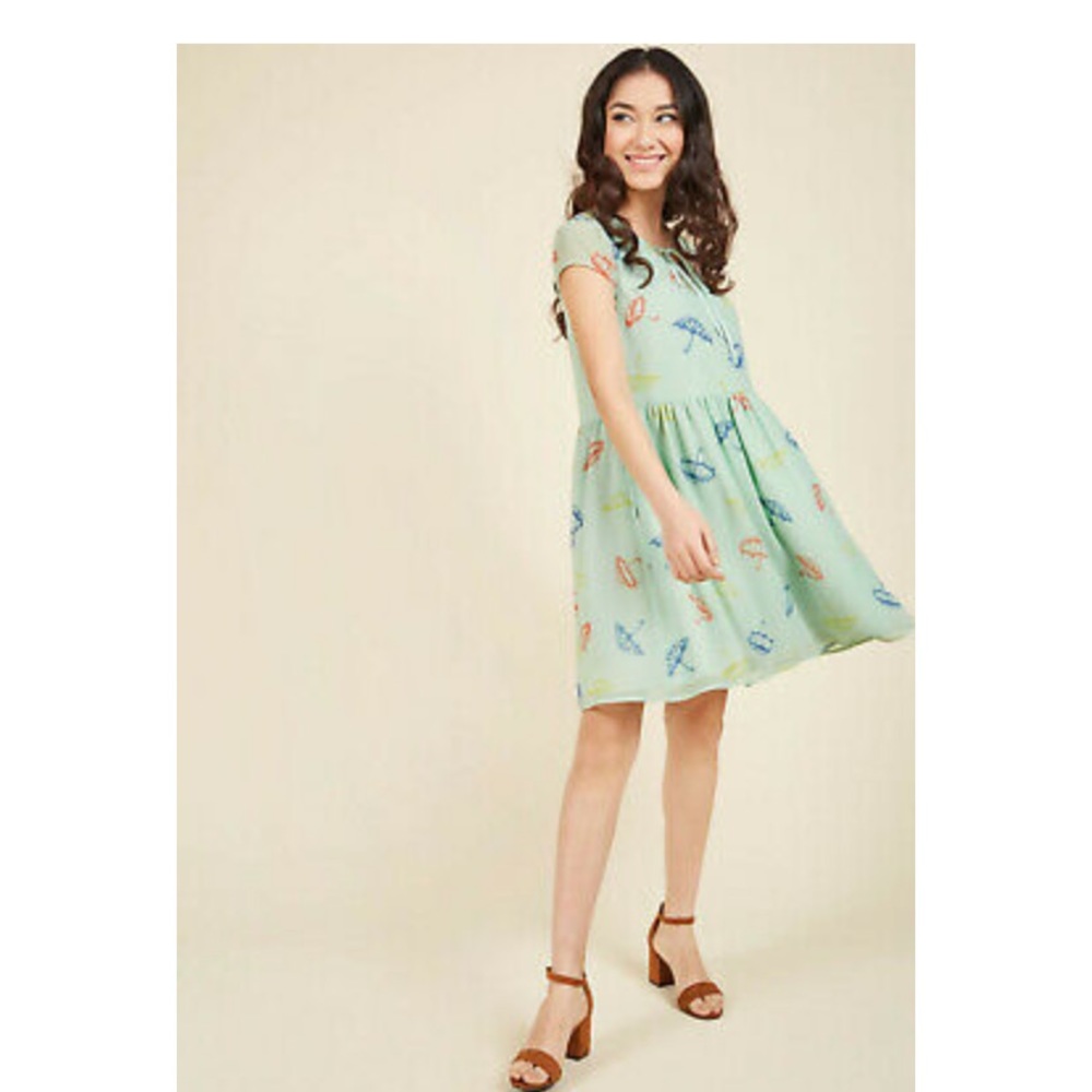 Mint Green with umbrellas Modcloth dress. XXS.